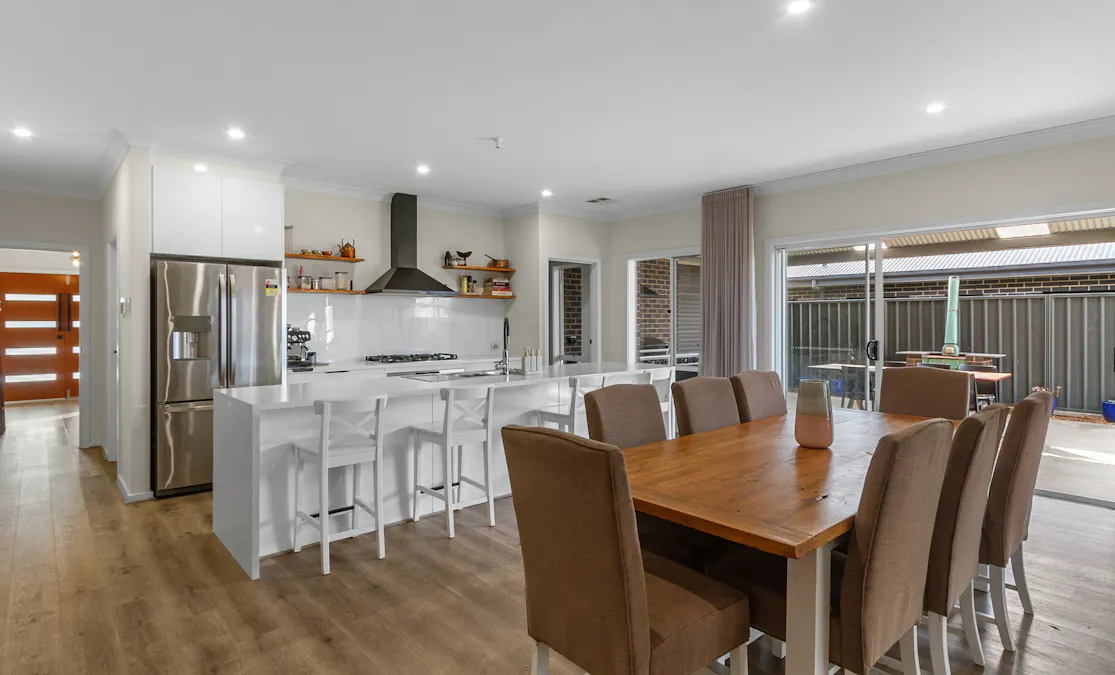 17 Cook Avenue, Blyth, SA, 5462 - Image 3