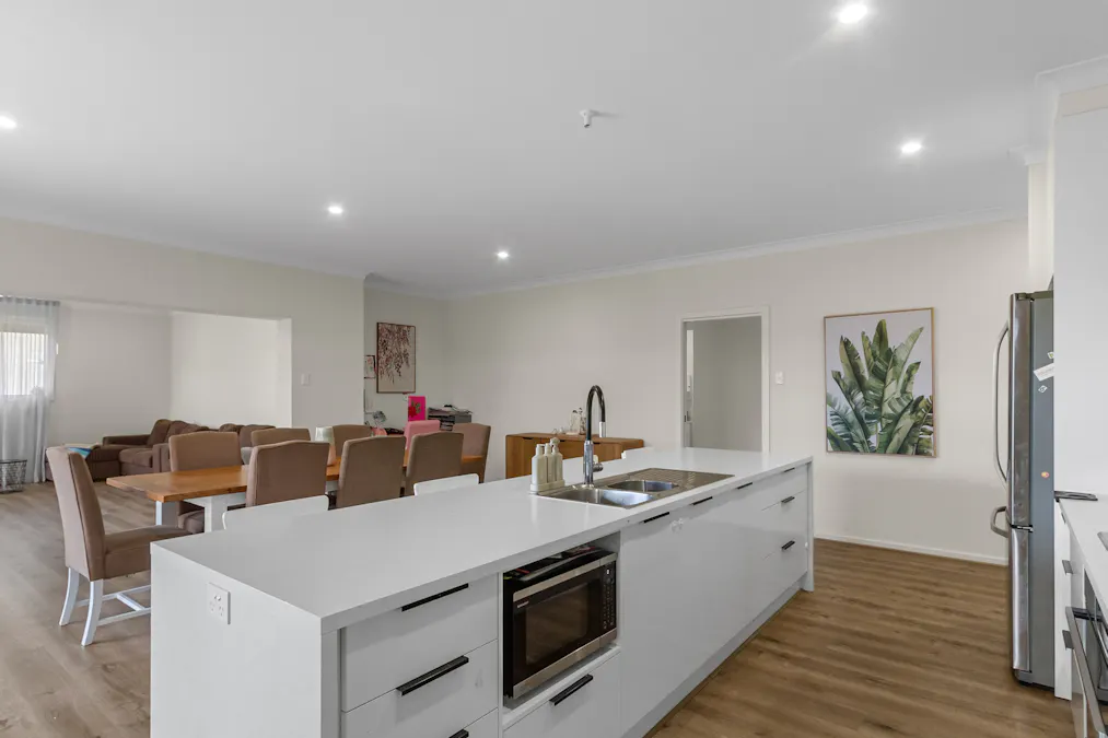 17 Cook Avenue, Blyth, SA, 5462 - Image 6