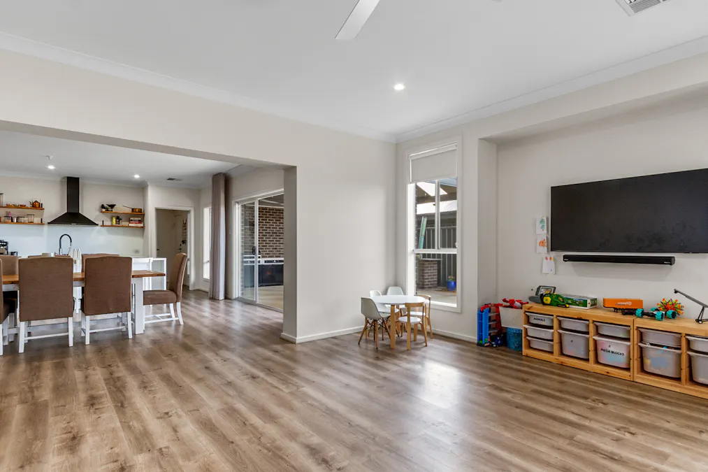 17 Cook Avenue, Blyth, SA, 5462 - Image 10