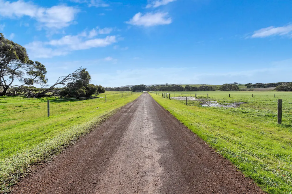1223 Springs Road, Menzies, SA, 5223 - Image 24
