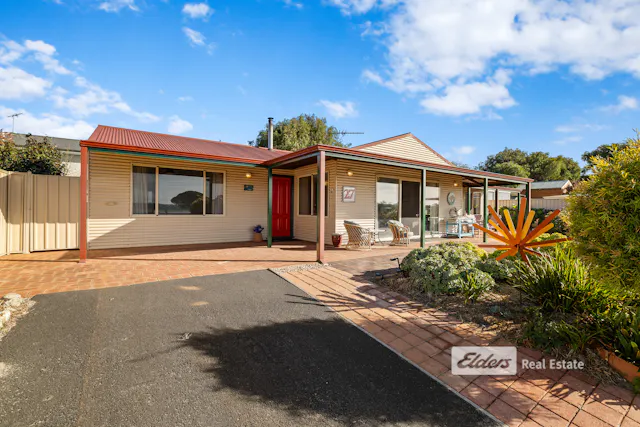 27 Hayfield Drive — photo from Elders Real Estate South West