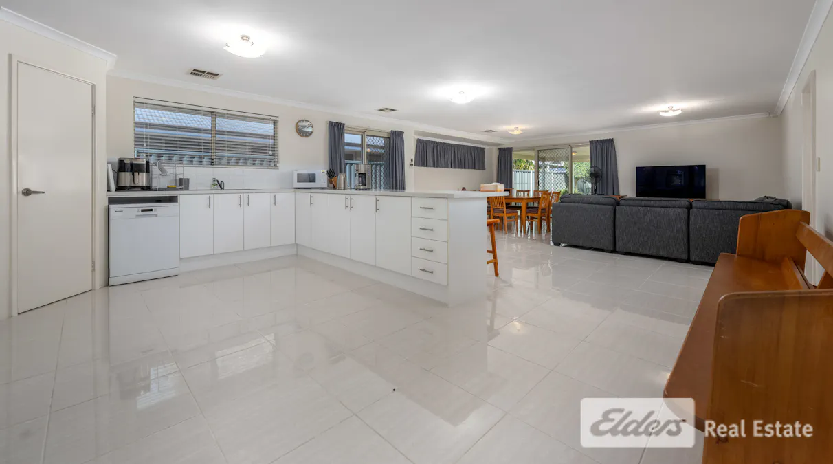16 Rubens Circuit, Baldivis, WA, 6171 - Image 3