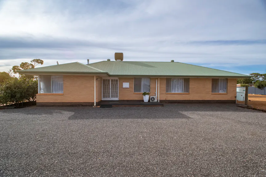 13-15 Lukin Street, Mukinbudin, WA, 6479 - Image 1