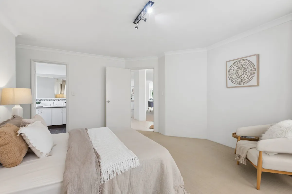 6 Tamarama Street — photo 20 of 30