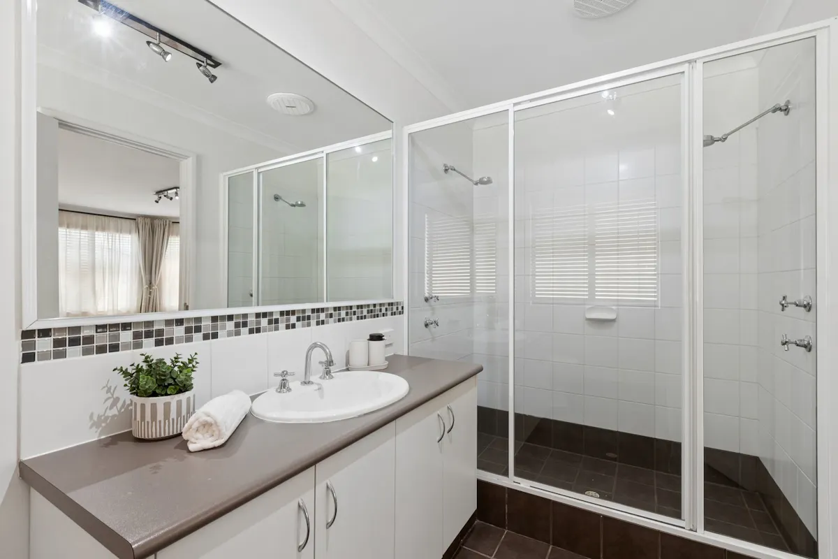6 Tamarama Street — photo 22 of 30