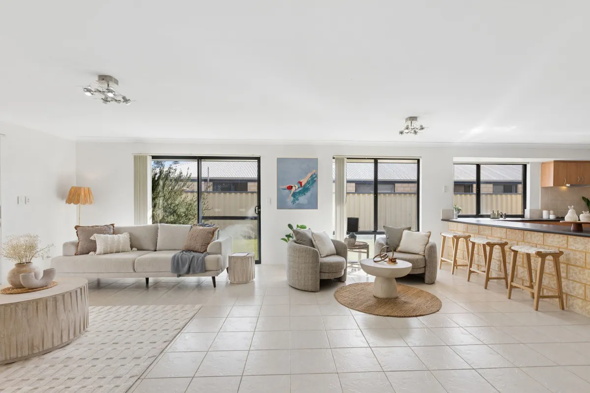 6 Tamarama Street — photo 7 of 30