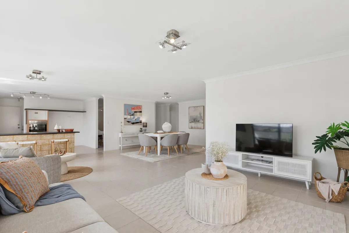 6 Tamarama Street — photo 8 of 30