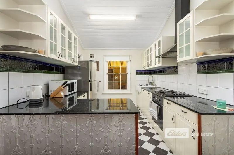 15 Carey Street, Bunbury, WA, 6230 - Image 3