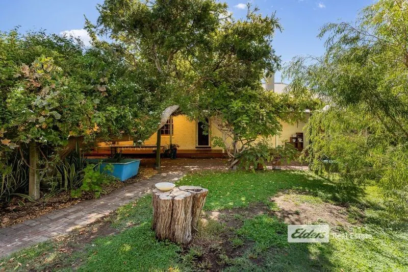 15 Carey Street, Bunbury, WA, 6230 - Image 11