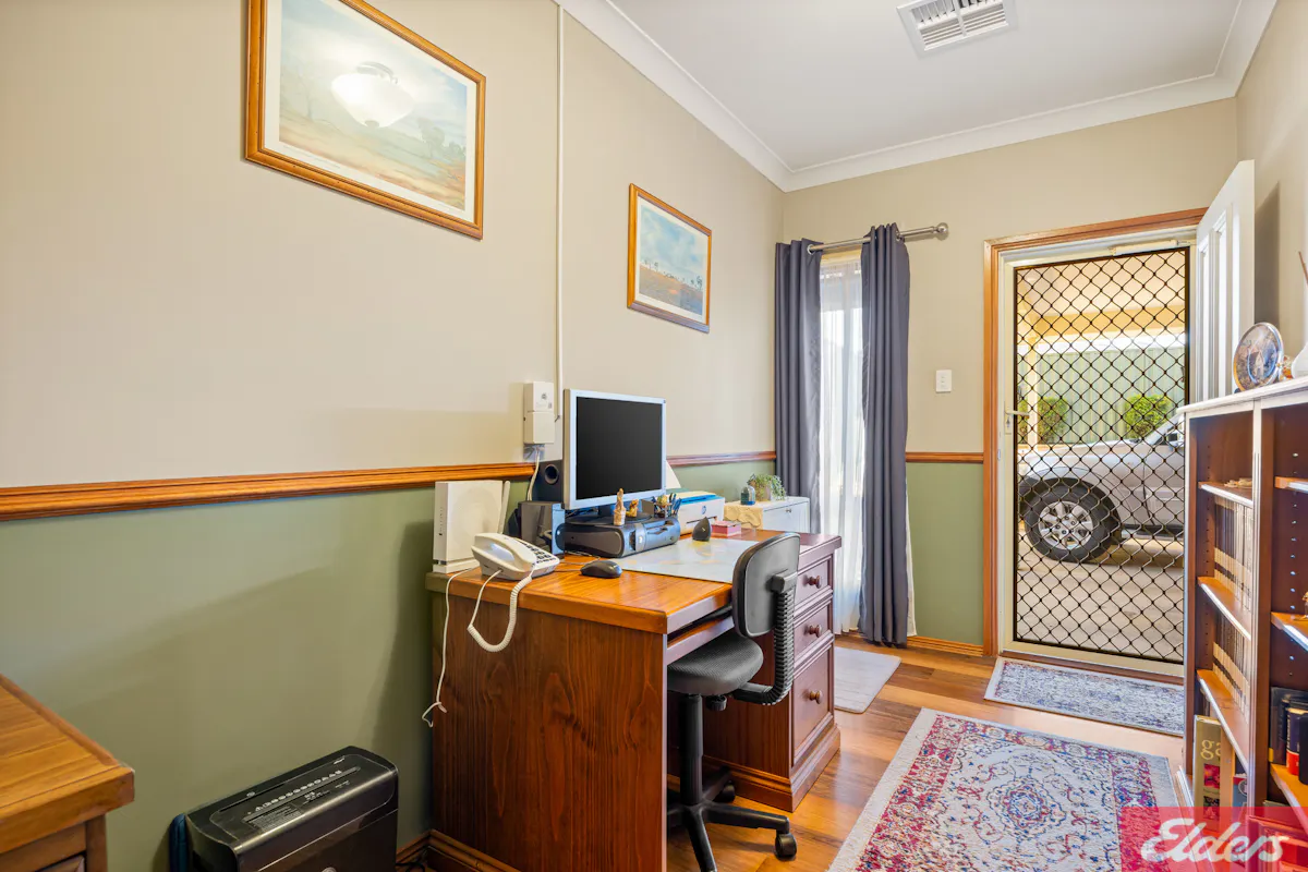 32 George Angas Drive — photo 12 of 30