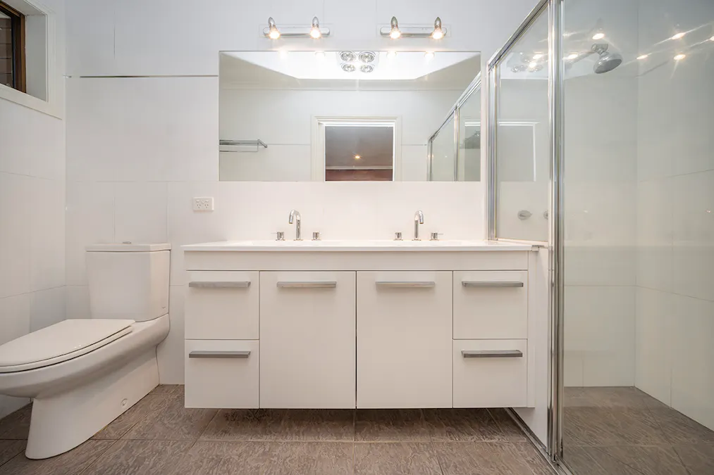 106 Hensley Park Road, Hamilton, VIC, 3300 - Image 11