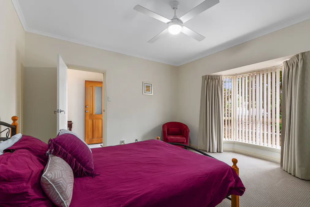 1 Trezise Way, Clare, SA, 5453 - Image 17