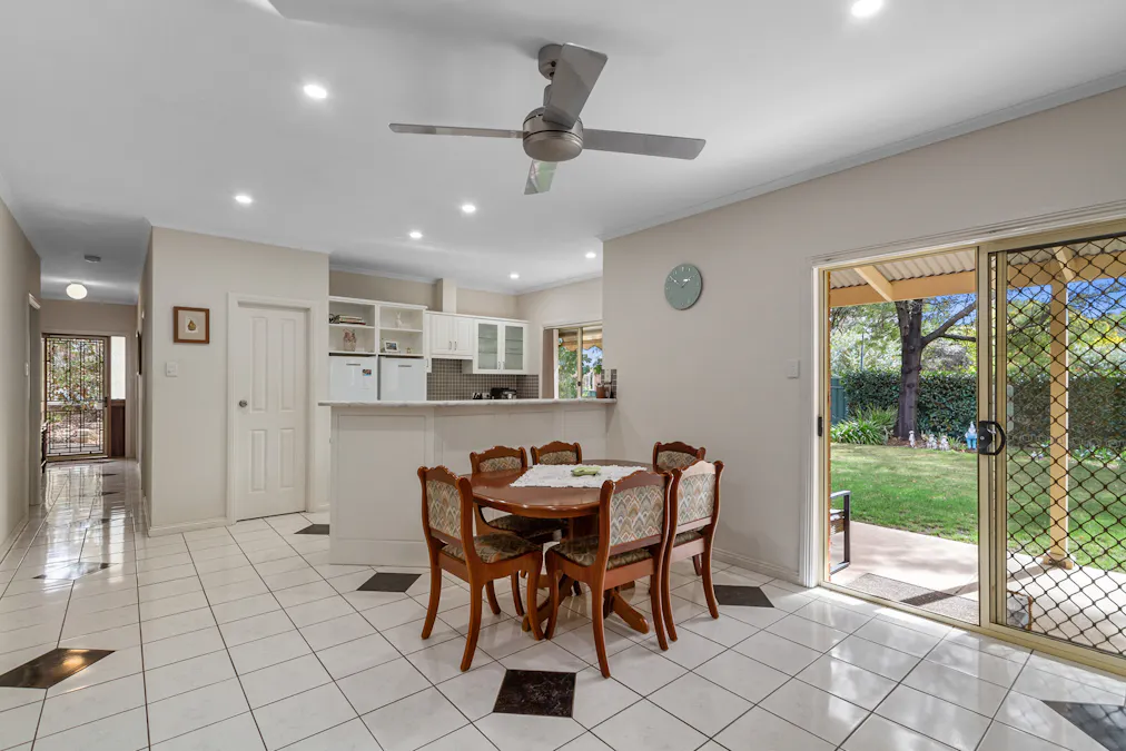 1 Trezise Way, Clare, SA, 5453 - Image 10