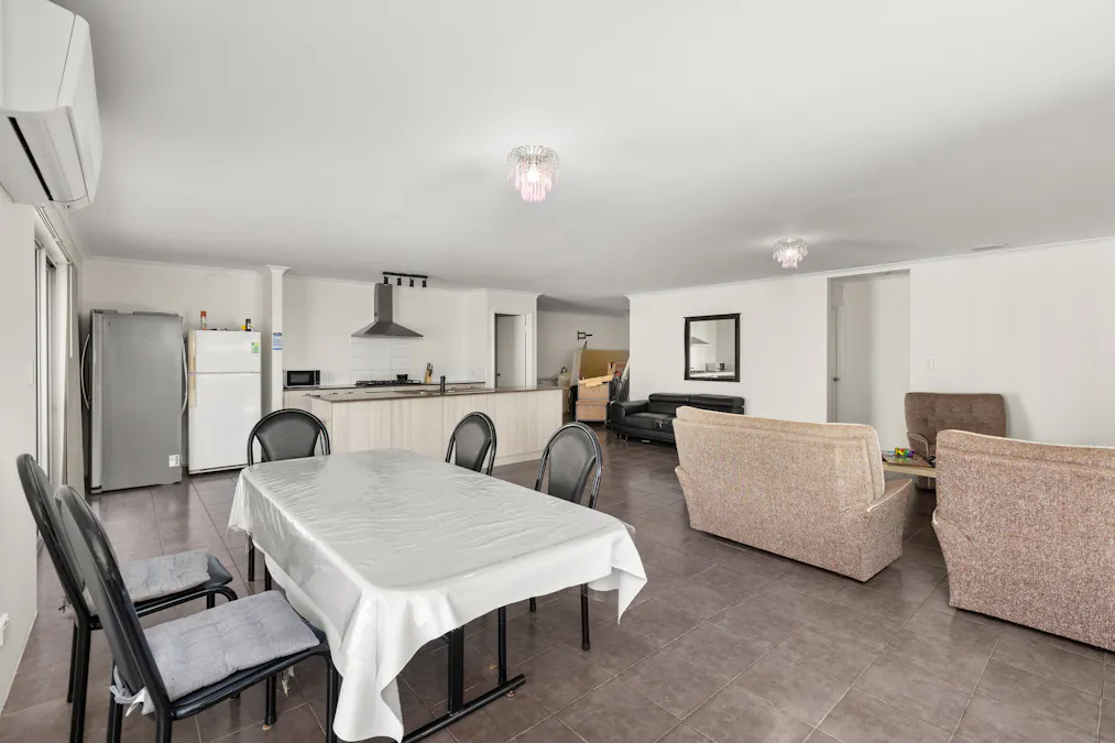 9 Eleanor Way, Millbridge, WA, 6232 - Image 16
