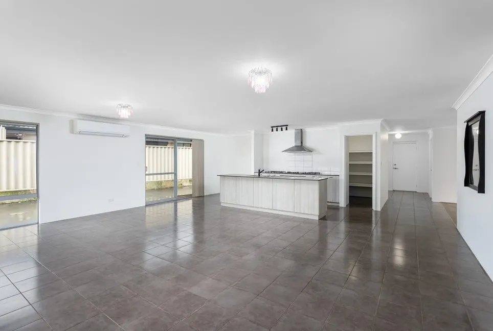 9 Eleanor Way — photo 10 of 26