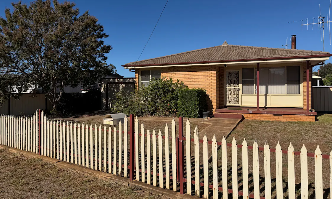 17 Best Street, Parkes, NSW, 2870 - Image 1