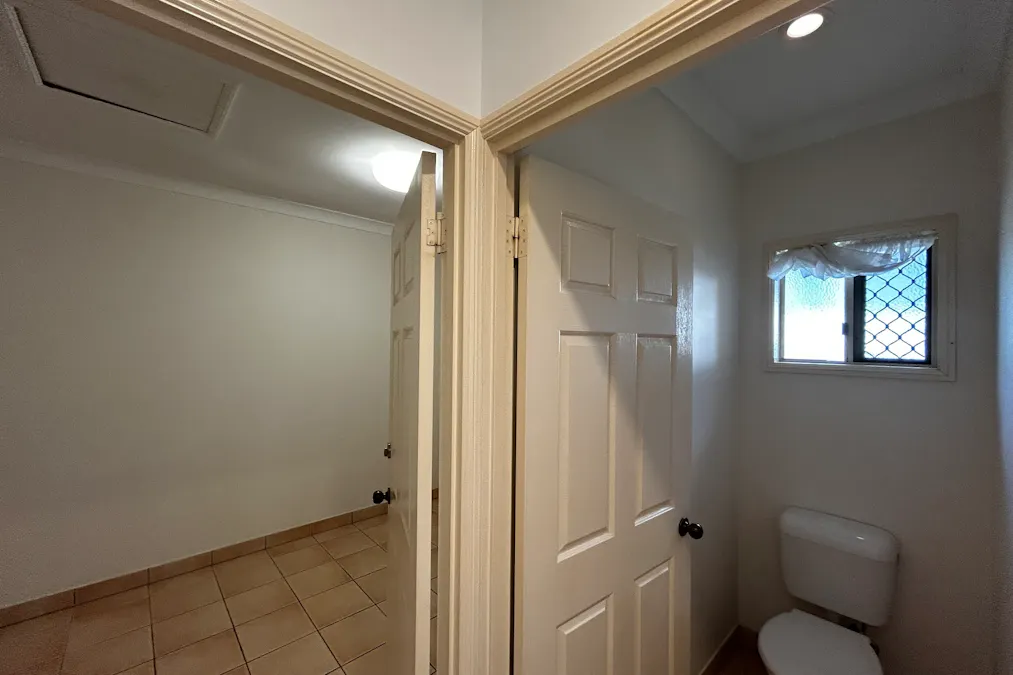 2/120-122 Robertson Street, Railway Estate, QLD, 4810 - Image 12