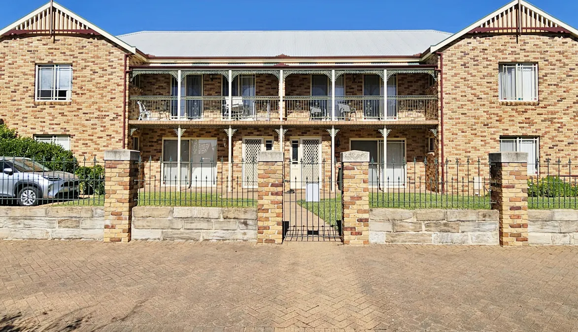 2/77 Bultje Street, Dubbo, NSW, 2830 - Image 1