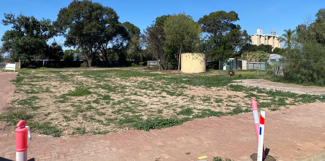 47-49 Cnr Phillips & Taverner Street, Beulah, VIC, 3395 - Image 2