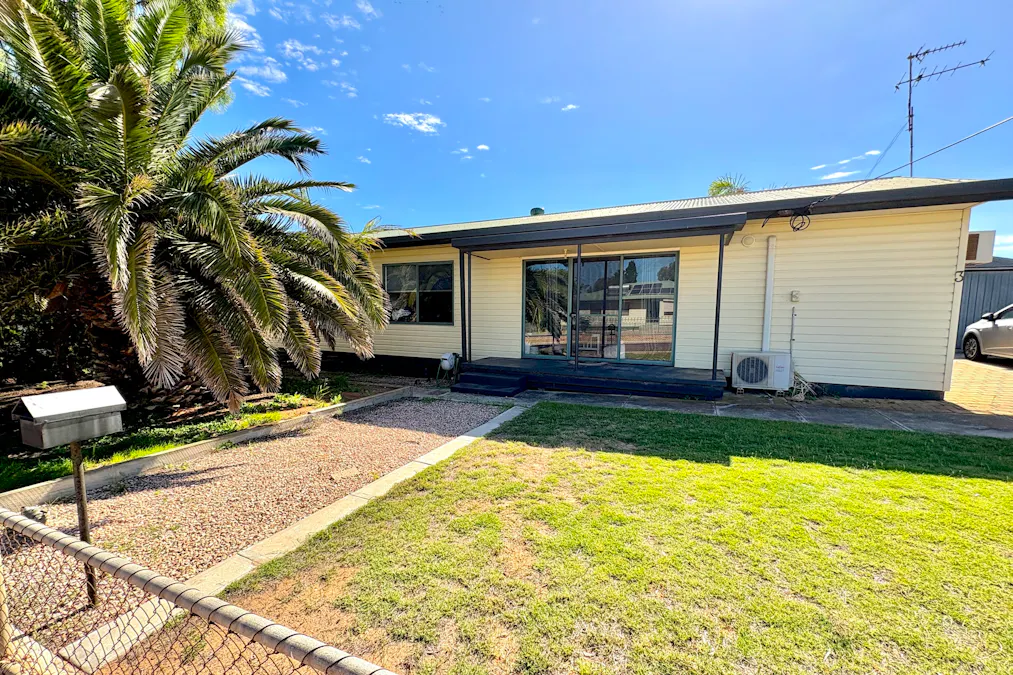 3 Borlase Street, Ceduna, SA, 5690 - Image 1