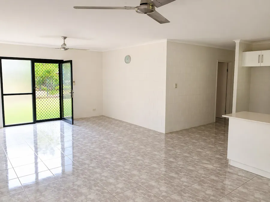 5 Buckland Court, Moulden, NT, 0830 - Image 4