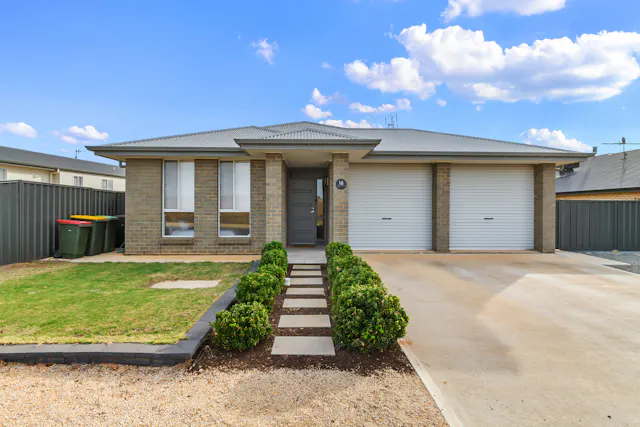 18 Cook Avenue — photo from Elders Real Estate Clare Valley and Balaklava