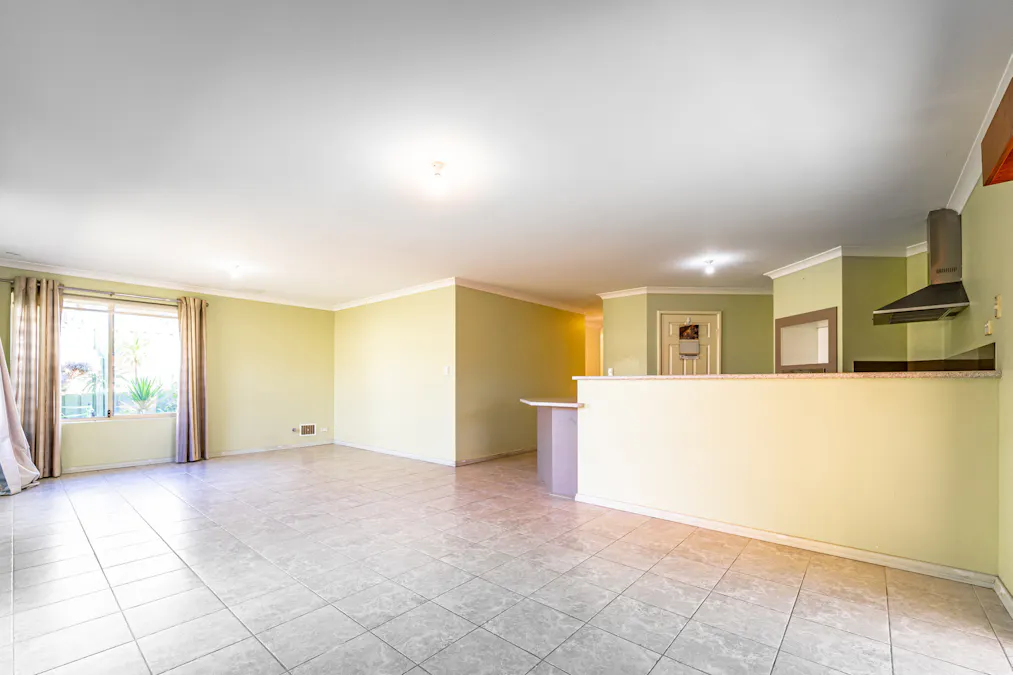 27 Mulloway Place, Warnbro, WA, 6169 - Image 13