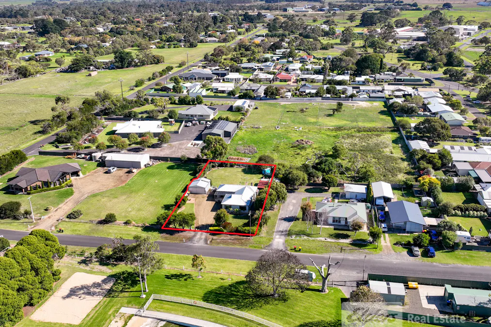 8 Battye Street, Millicent, SA, 5280 - Image 6