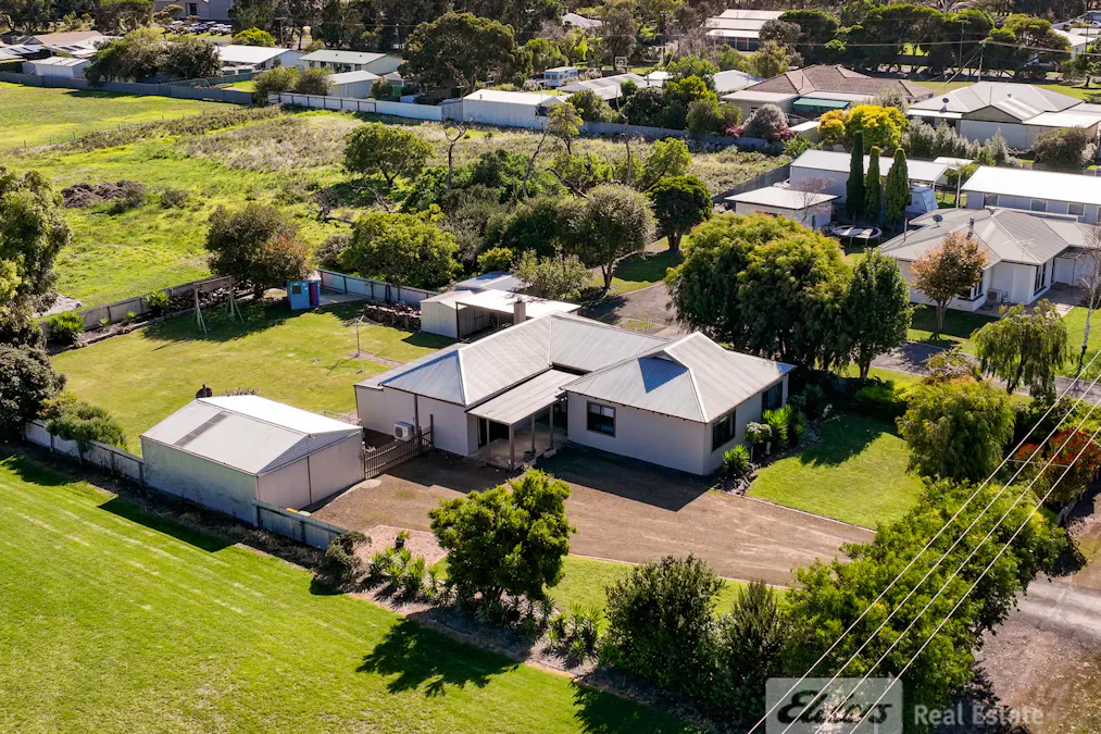 8 Battye Street, Millicent, SA, 5280 - Image 3