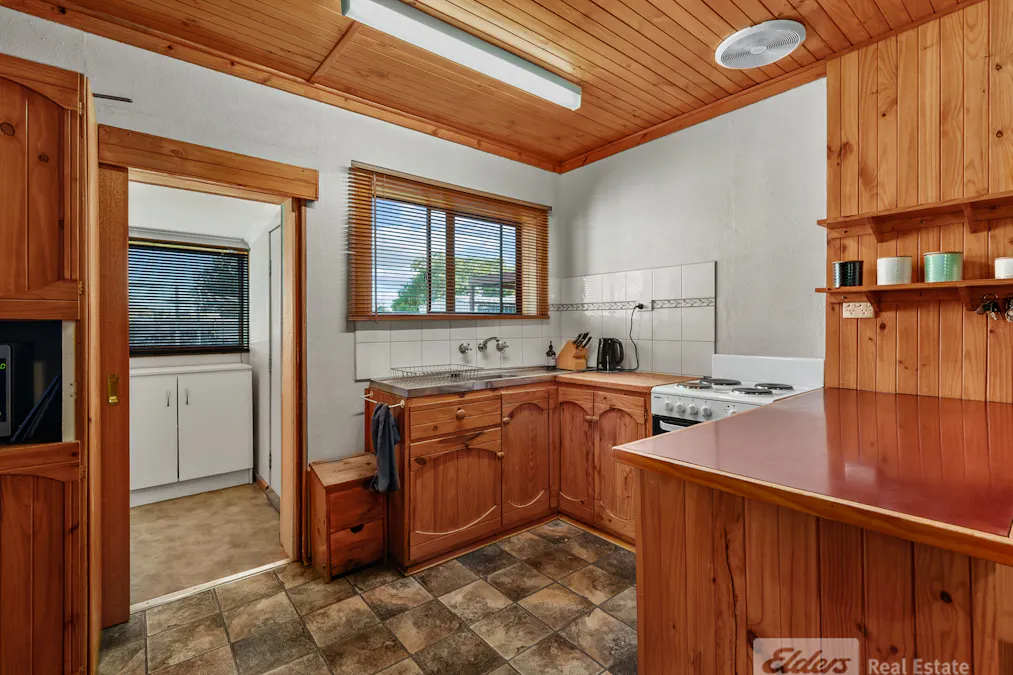 8 Battye Street, Millicent, SA, 5280 - Image 10