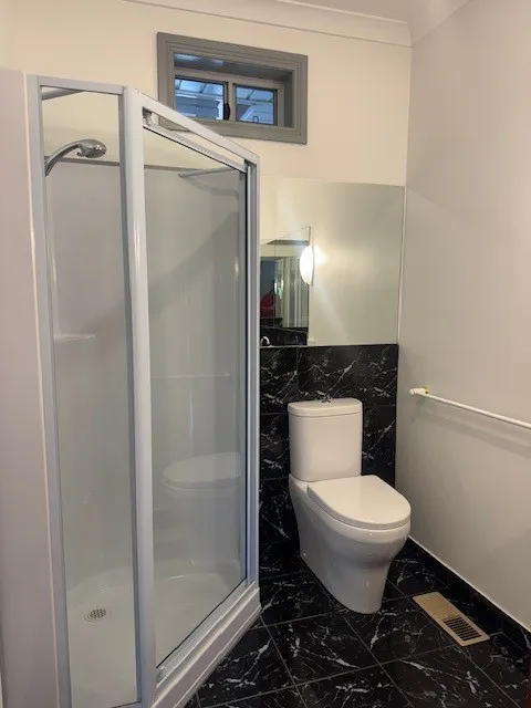 35 Clarke Street, Hamilton, VIC, 3300 - Image 8