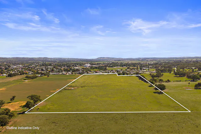 10-12 Florance Street — photo from Elders Real Estate Young