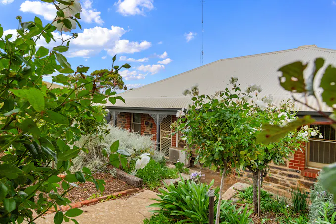36 Paxton Terrace, Burra, SA, 5417 - Image 1