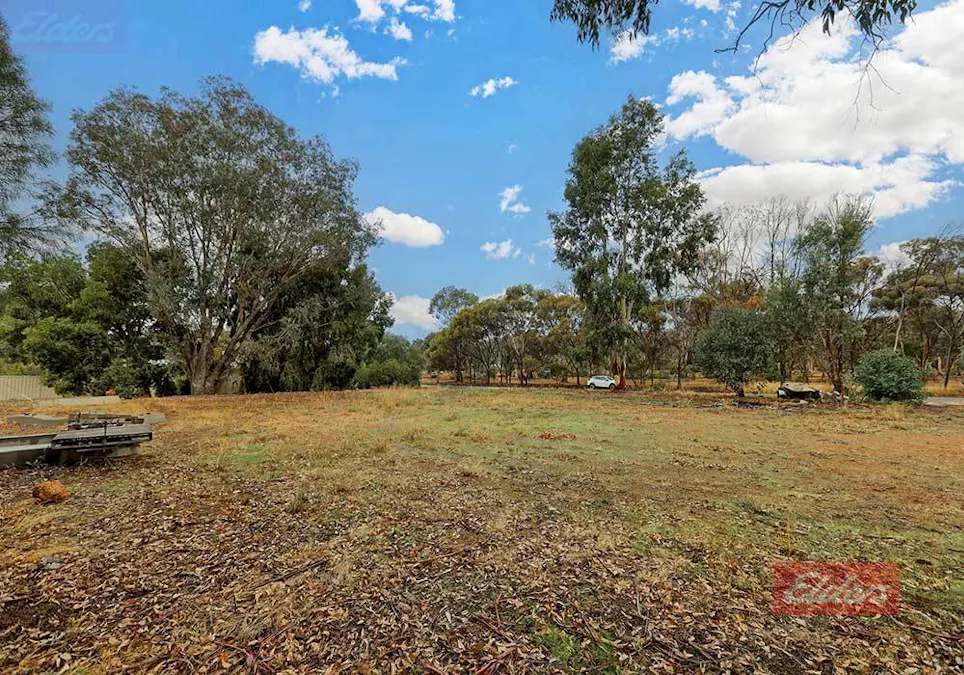 12 Cheetaning Street, Wandering, WA, 6308 - Image 1