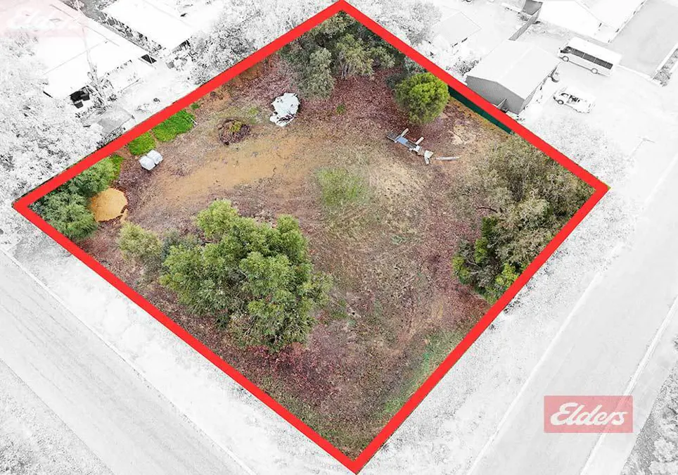12 Cheetaning Street, Wandering, WA, 6308 - Image 8