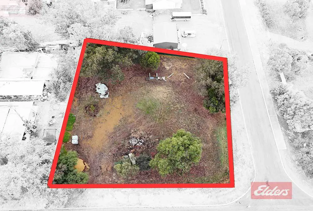 12 Cheetaning Street, Wandering, WA, 6308 - Image 18