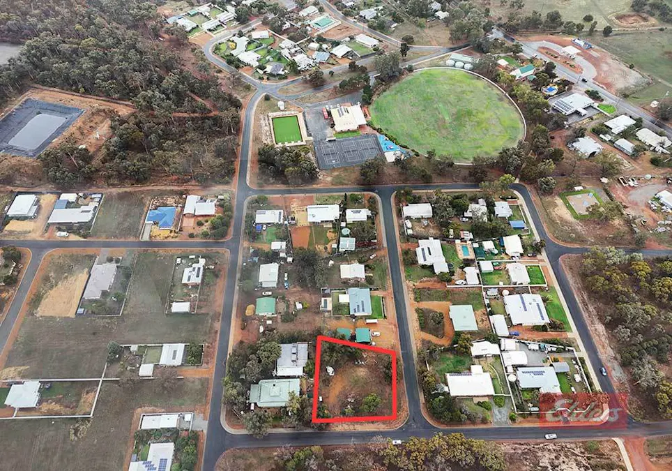 12 Cheetaning Street, Wandering, WA, 6308 - Image 20