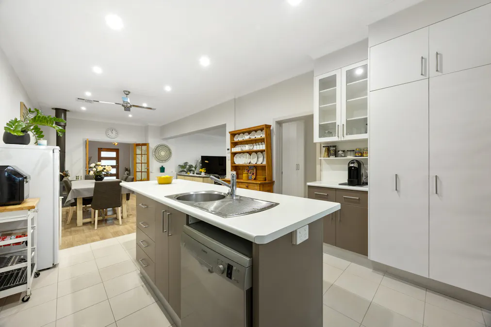 13 Gray Street, Murray Bridge, SA, 5253 - Image 10