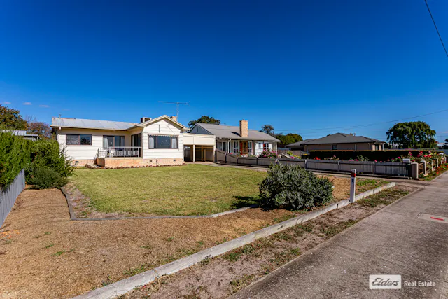 91 Lake Street — photo from Elders Real Estate Naracoorte
