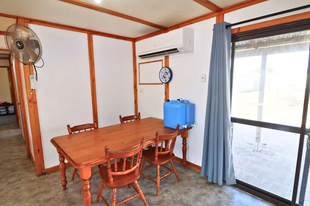 15 Shields Crescent, Wongan Hills, WA, 6603 - Image 6