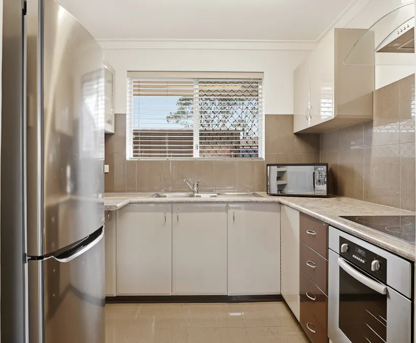 4/10 Hefron Street, Rockingham, WA, 6168 - Image 6