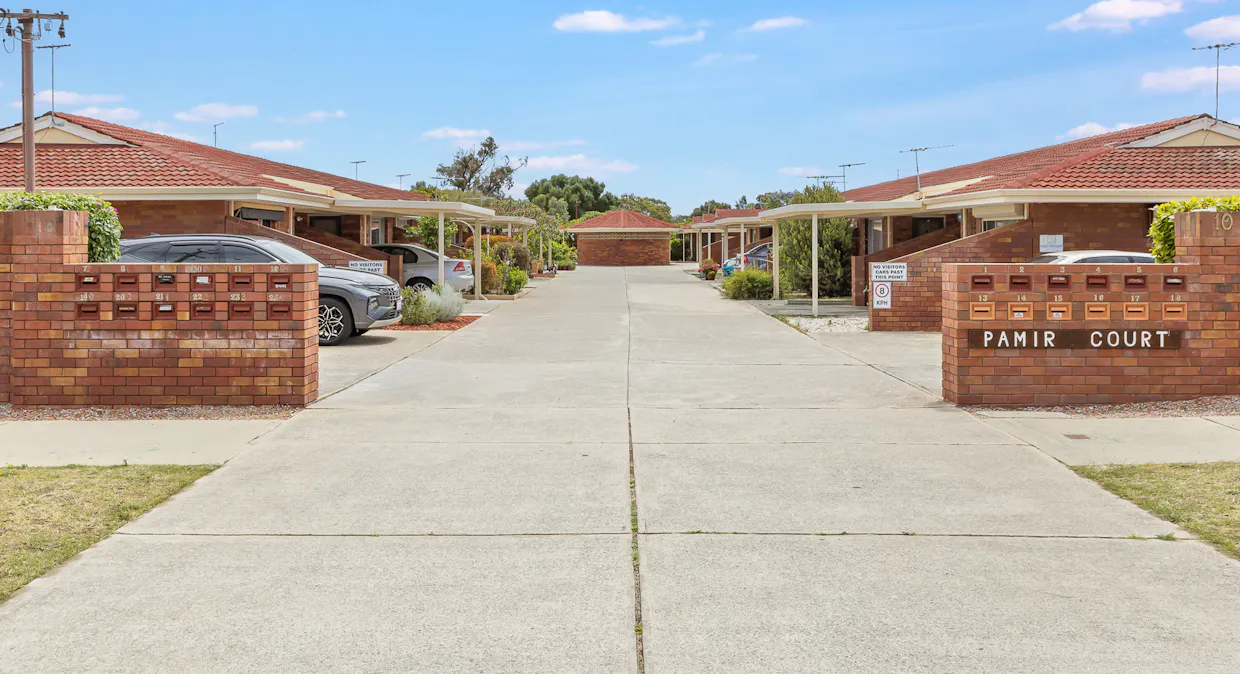 4/10 Hefron Street, Rockingham, WA, 6168 - Image 14