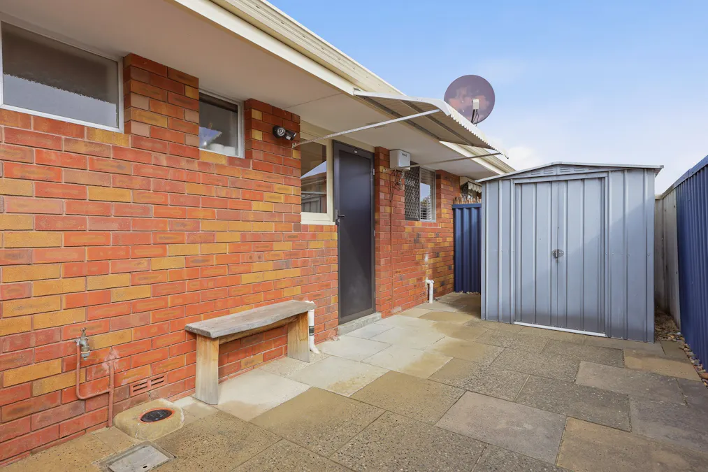 4/10 Hefron Street, Rockingham, WA, 6168 - Image 11