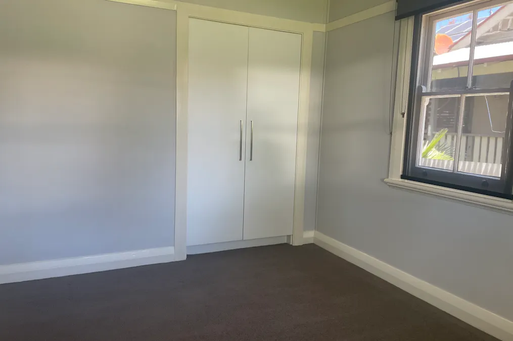 31 Mitchell Street, Parkes, NSW, 2870 - Image 3