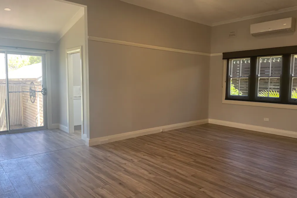 31 Mitchell Street, Parkes, NSW, 2870 - Image 14