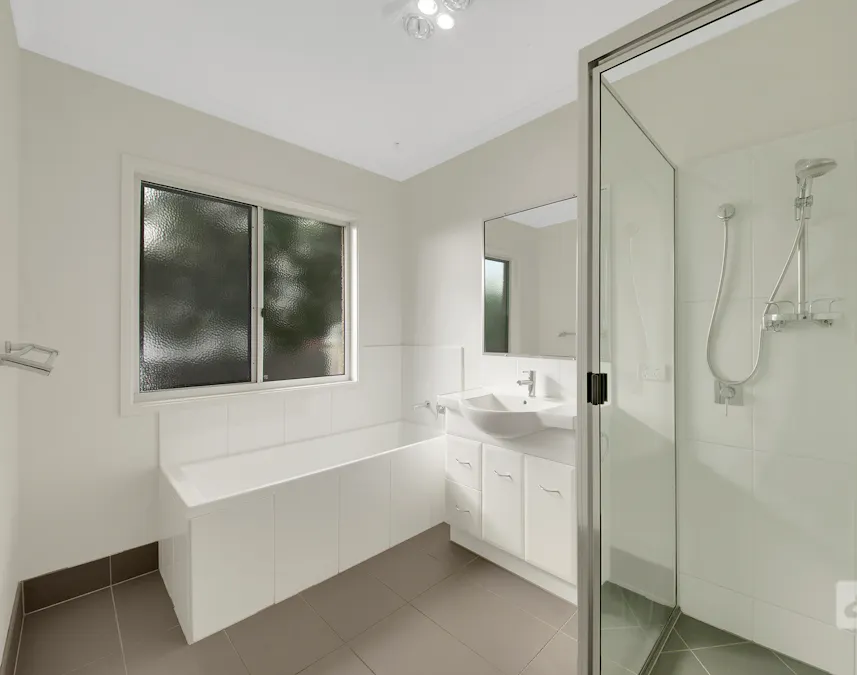 7 Wentworth Place, Glen Eden, QLD, 4680 - Image 11