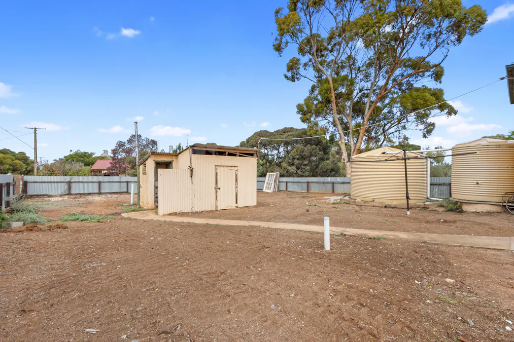 28 Commercial Street, Robertstown, SA, 5381 - Image 12