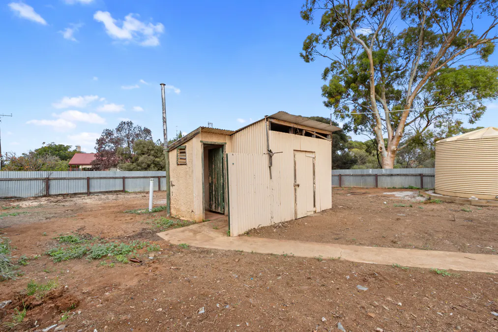 28 Commercial Street, Robertstown, SA, 5381 - Image 14