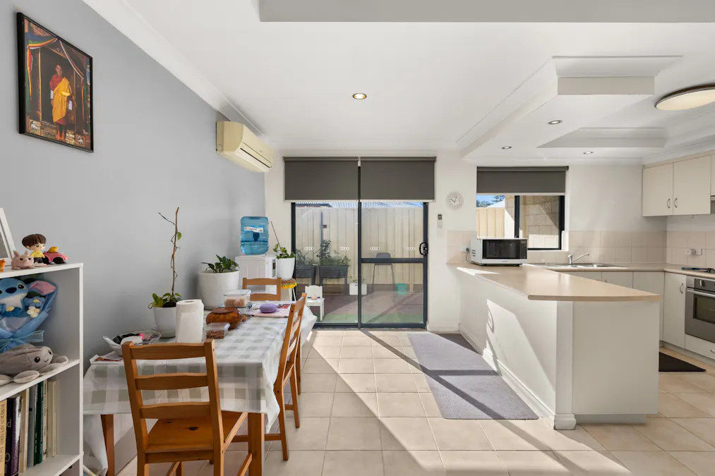 2/27 Wisbey Street, Carey Park, WA, 6230 - Image 3