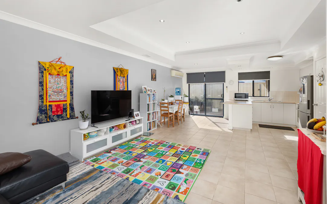 2/27 Wisbey Street, Carey Park, WA, 6230 - Image 4